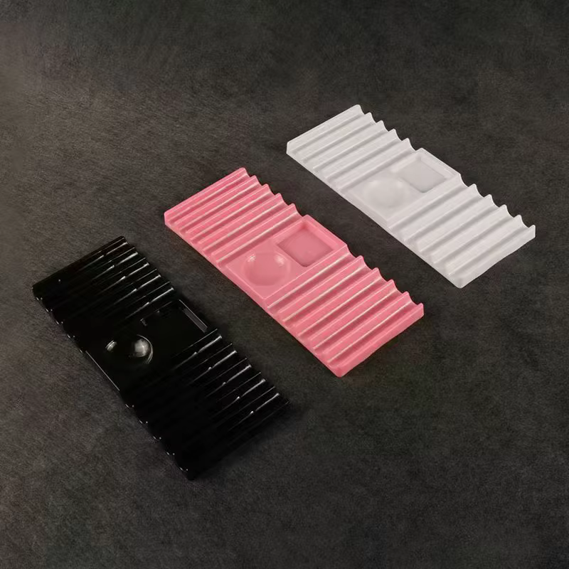Palette de mélange pour nail art style salon avec support intégré pour stylo et pinceau – Compagnon idéal pour les
