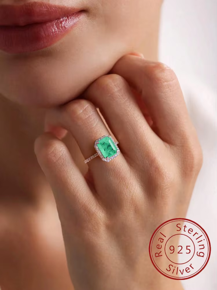 Bague carrée à quatre griffes en argent Sterling 925