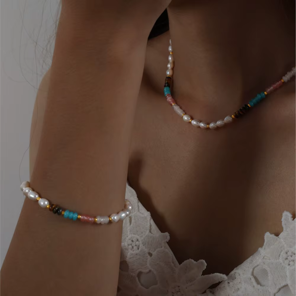 Collier et bracelet en perles d'eau douce et pierres naturelles style bohème pour femme