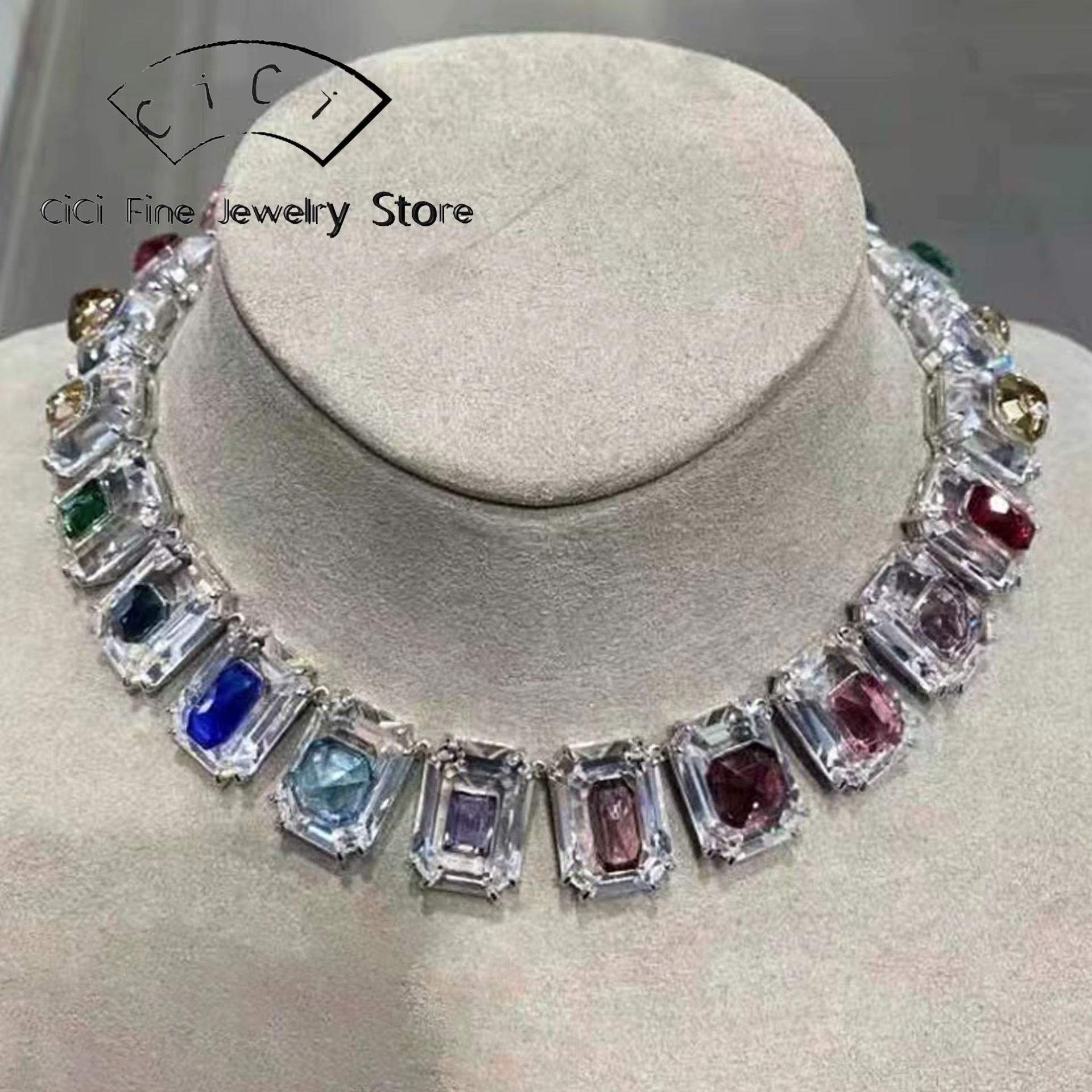 Parure de bijoux originale et éblouissante 2026 : Collier et boucles d'oreilles en cristal taillé octogonal pour femme