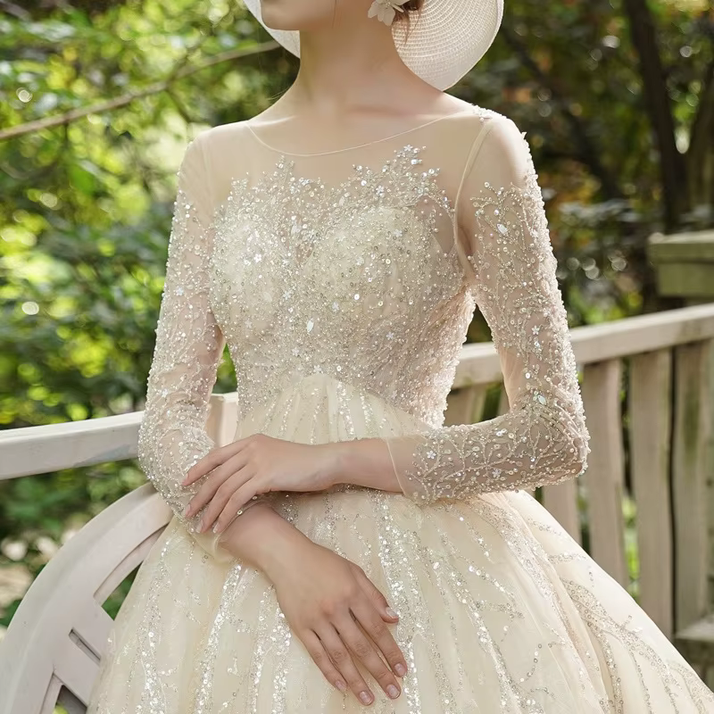 Robe de mariée à manches longues