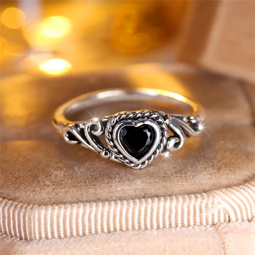 Bague en forme de cœur d'amour en Zircon noir, Vintage, couleur argent, bandes de mariage, bagues de fiançailles pour femmes et hommes, bijoux minimalistes