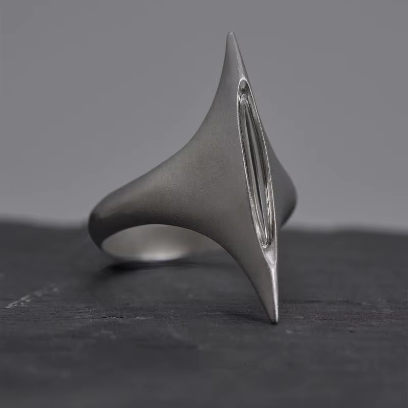 Bague rétro l'épée de Maria pour femmes