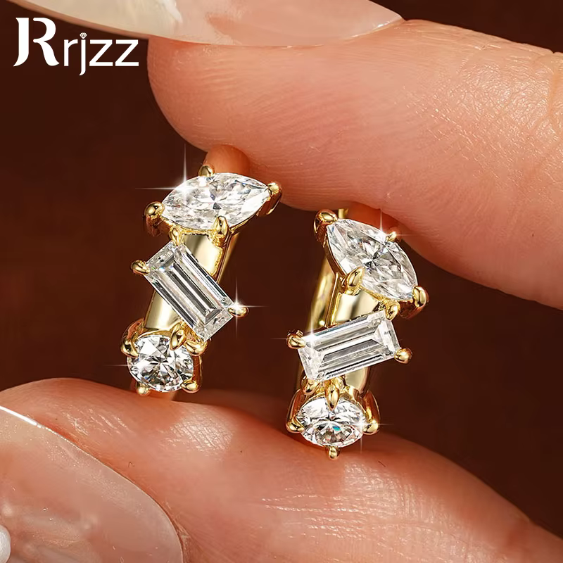 Rrjzz Boucles d'oreilles créoles à trois pierres en moissanite (couleurs