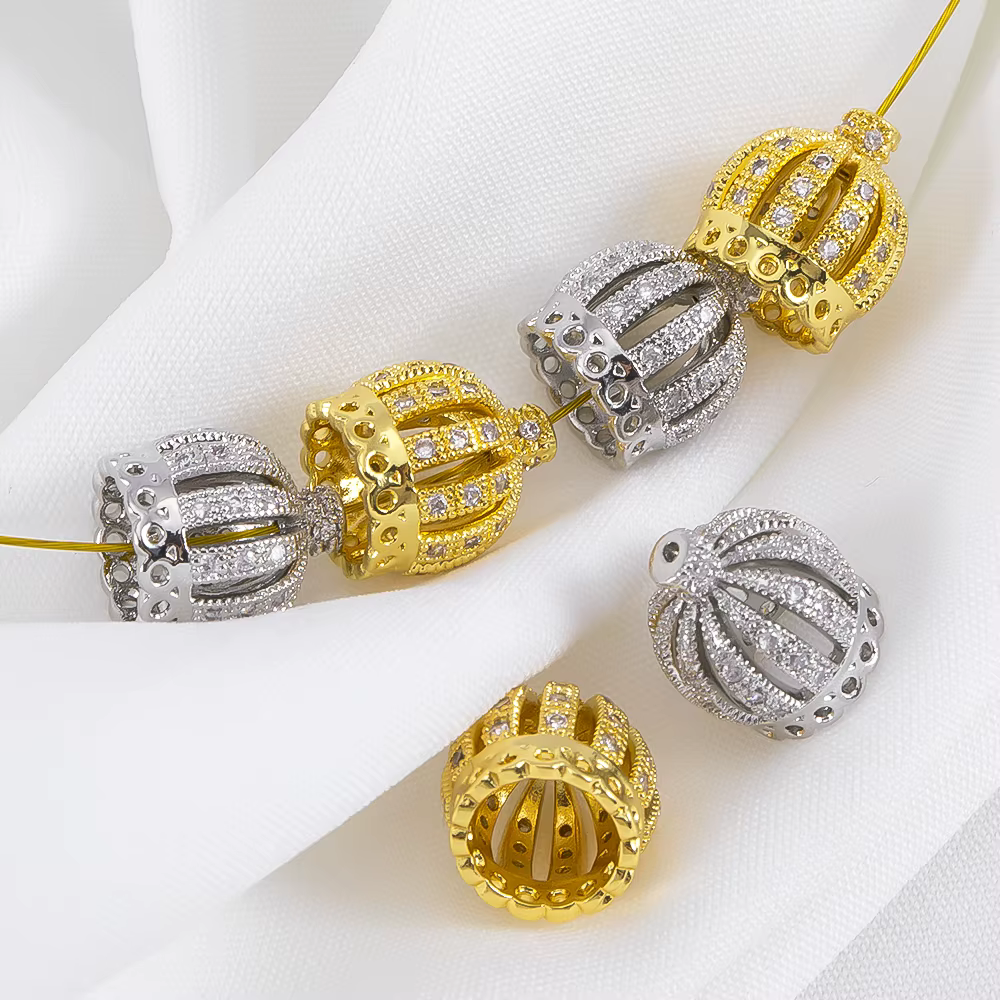 Capuchons de perles couronne en laiton plaqué or 18 carats avec zircon pour bracelets