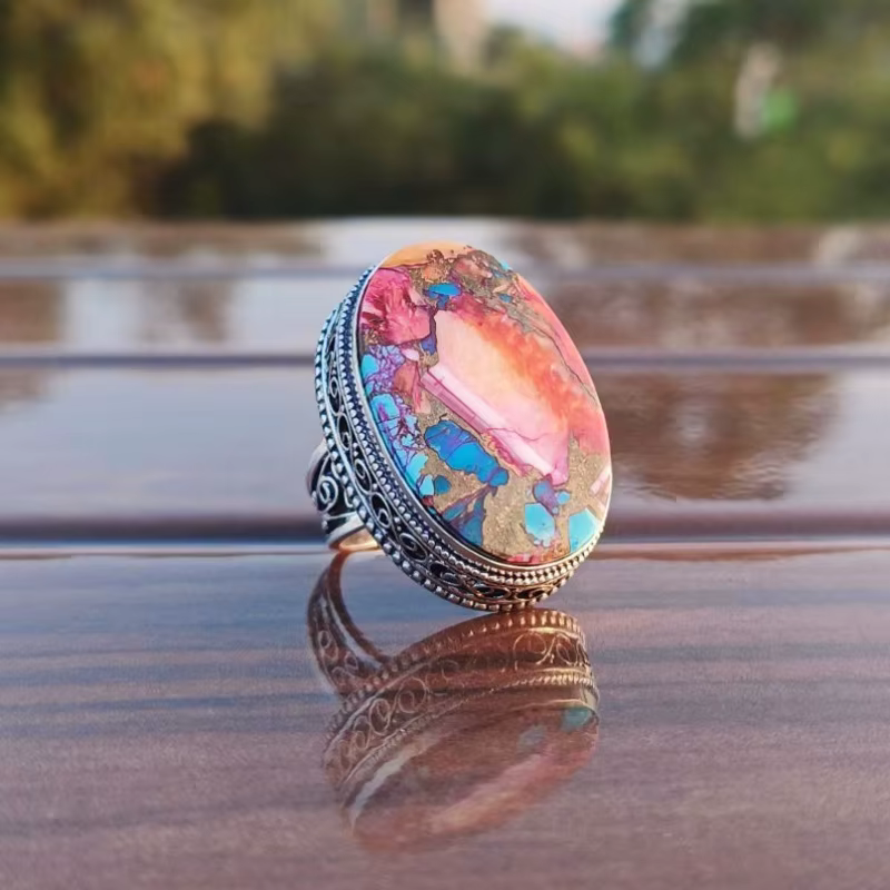 Bague vintage pour femme avec pierres multicolores incrustées