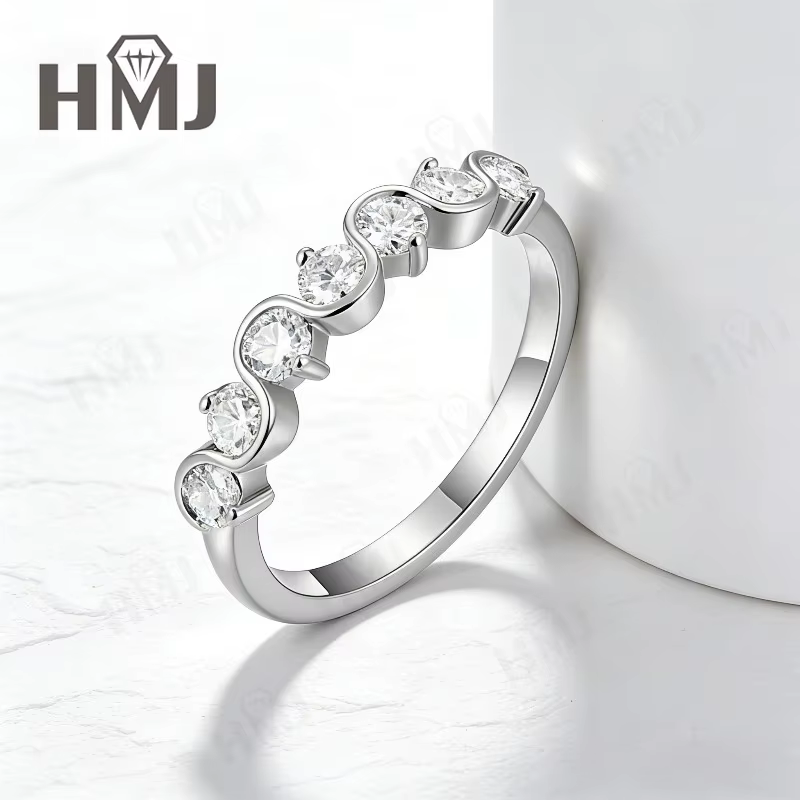 Bague en Moissanite couleur