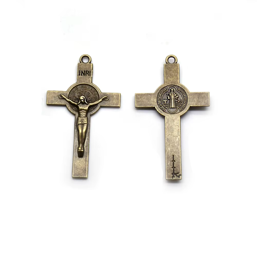 Pendentif Crucifix en Bronze Antique