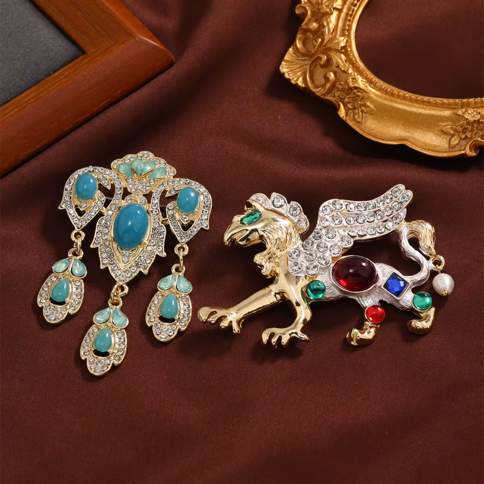 Broche de luxe en strass
