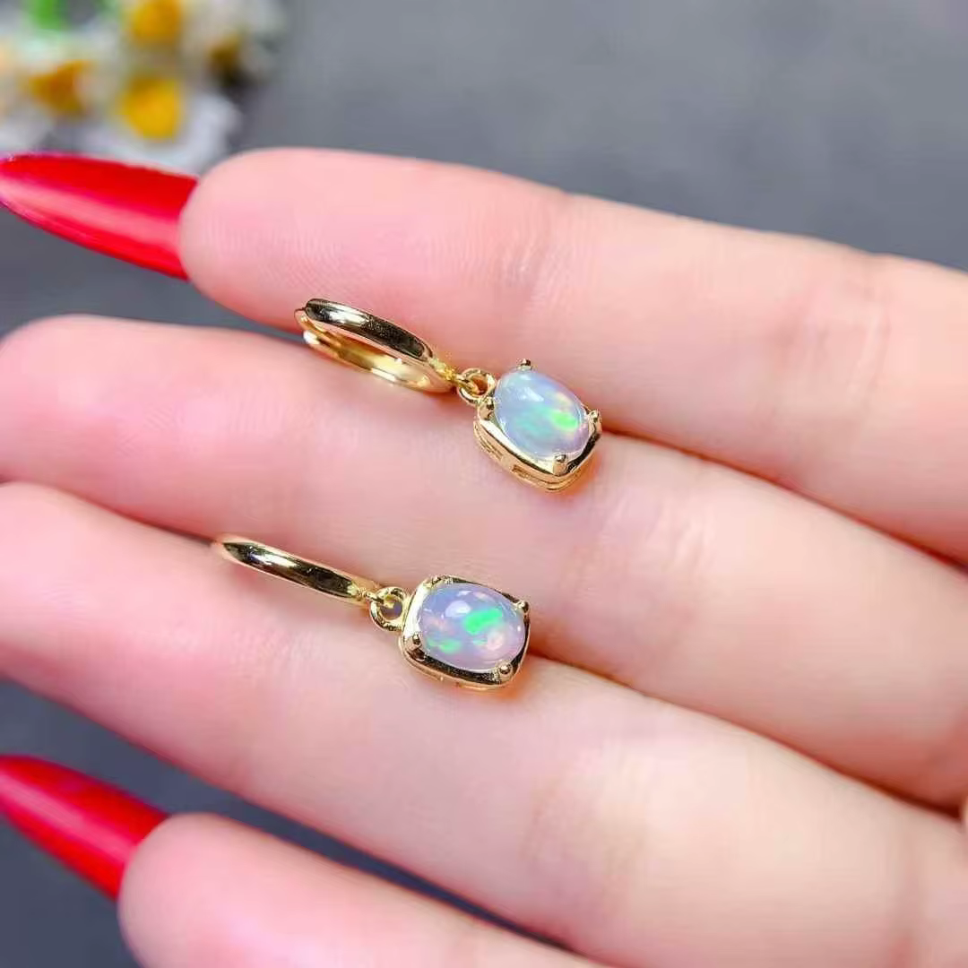 Boucles d'oreilles en opale blanche australienne véritable