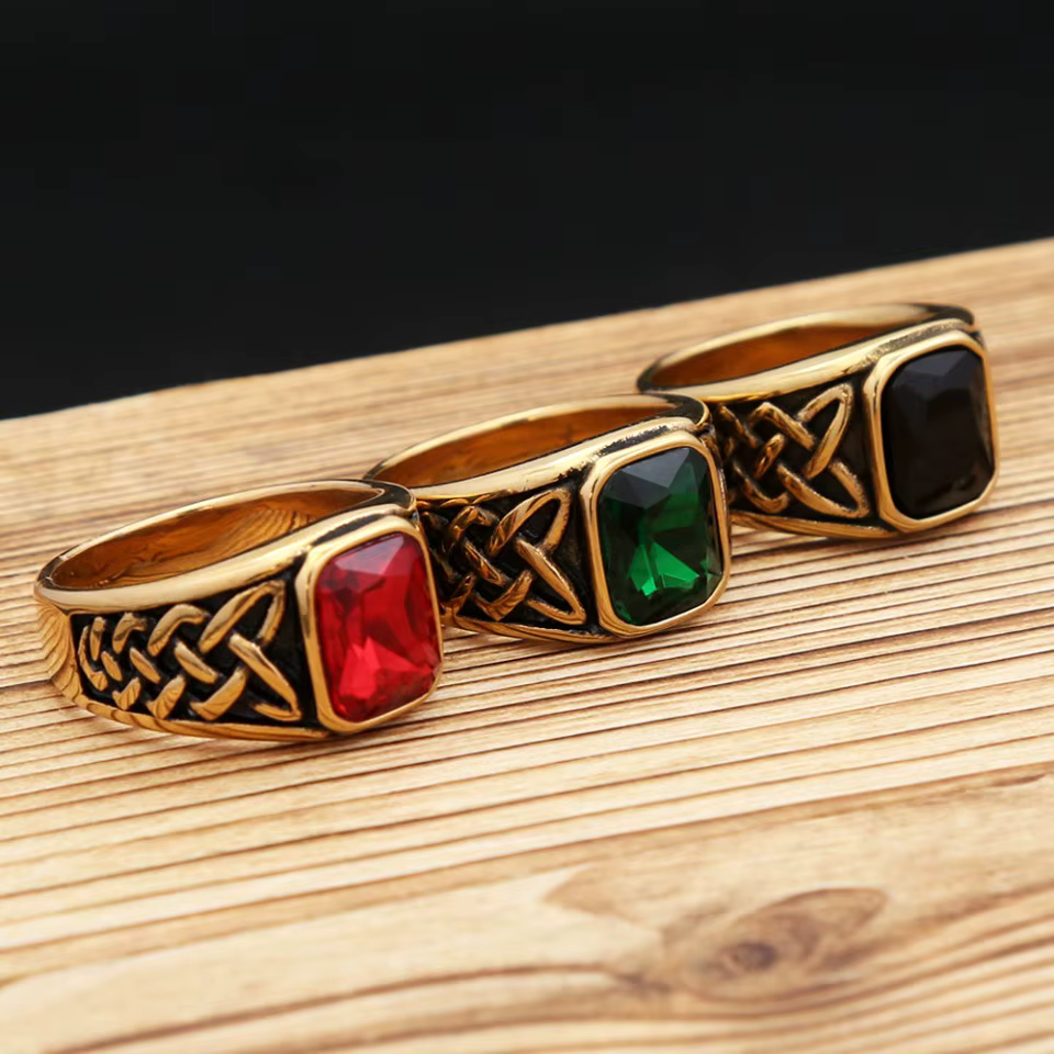 Punk Vintage carré rouge pierre chevalière anneaux pour hommes femmes en acier inoxydable nordique Vikings noeud Rune anneau mode bijoux en gros