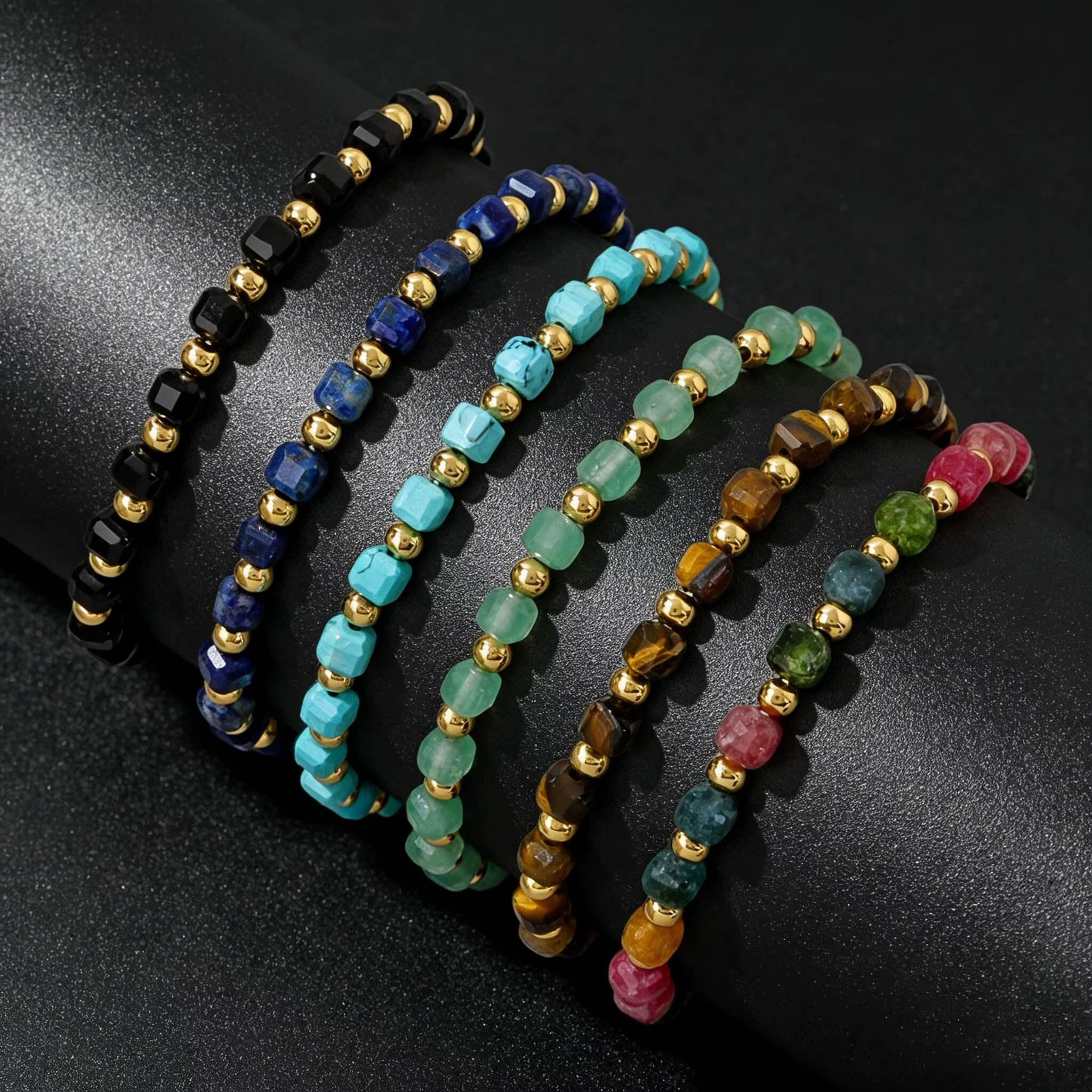 Bracelet bohème en pierres naturelles facettées