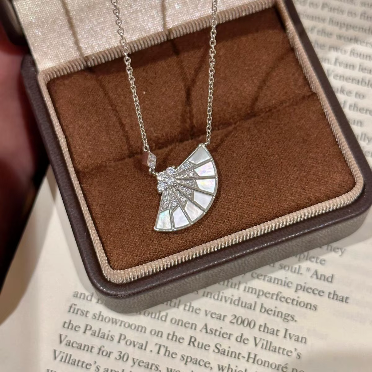 Collier élégant en argent 925 blanc Fritillaria