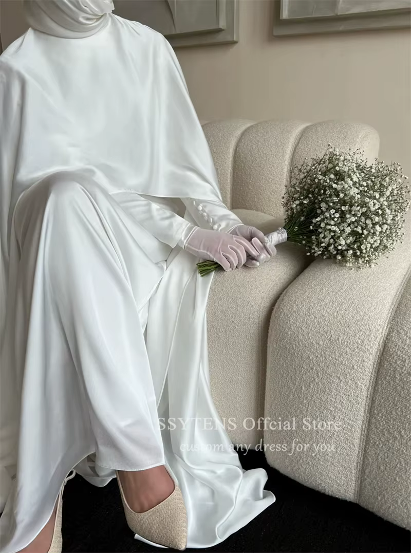 Robe de mariée musulmane blanche modeste avec cape