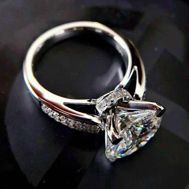 Huretailers-Bague de fiançailles de mariage classique pour femme