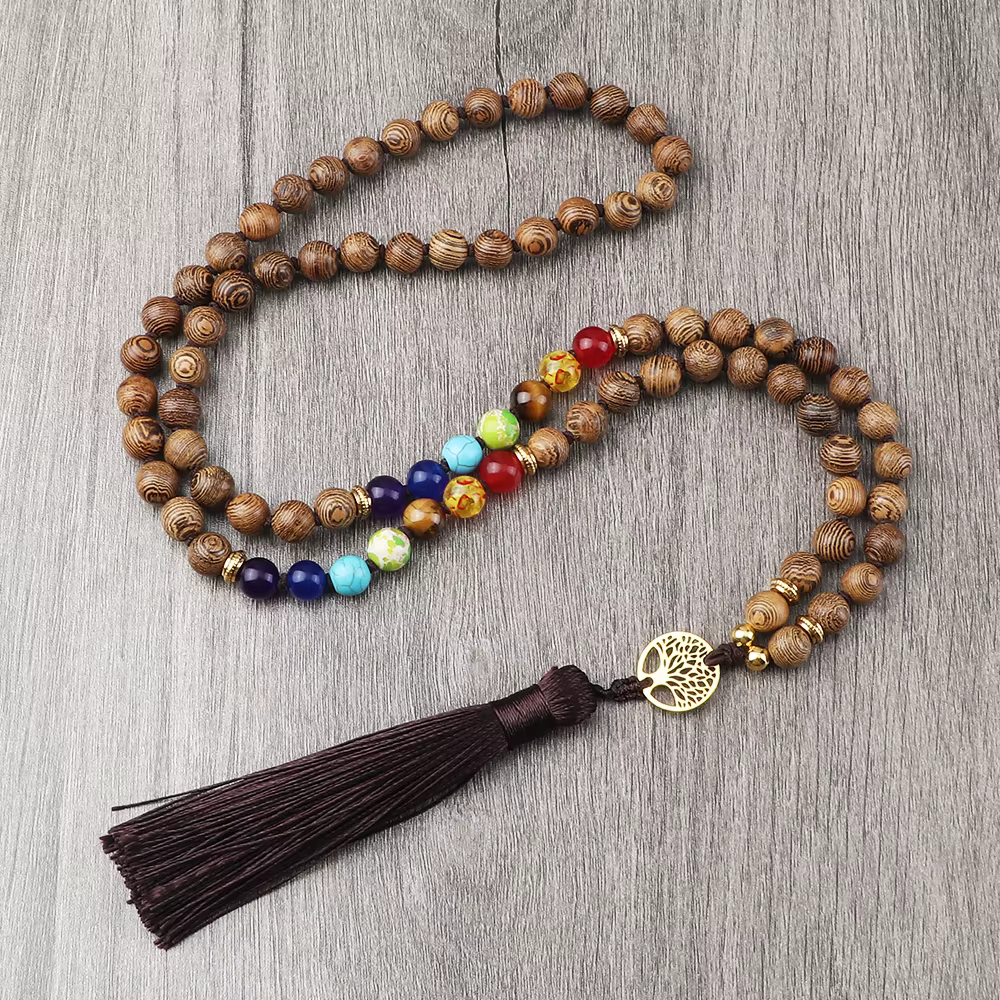 Colliers de perles en bois originales des 7 chakras