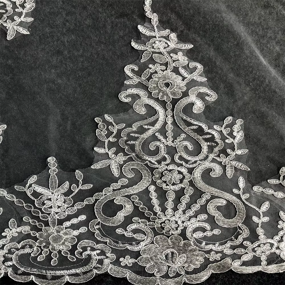 Voile de Mariage à Deux Couches avec Peigne