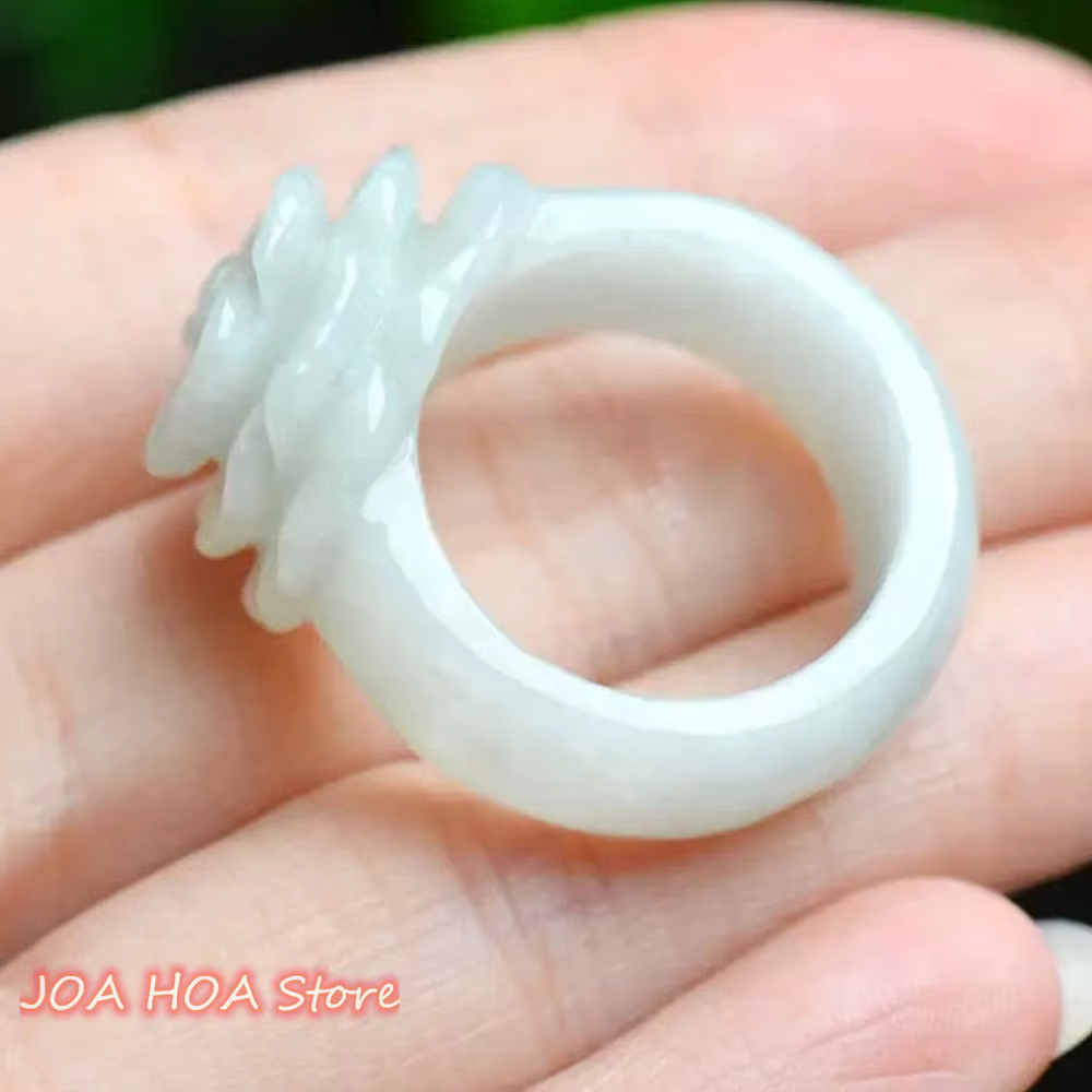 Nouvelle bague fleurie en jade naturel pour femme