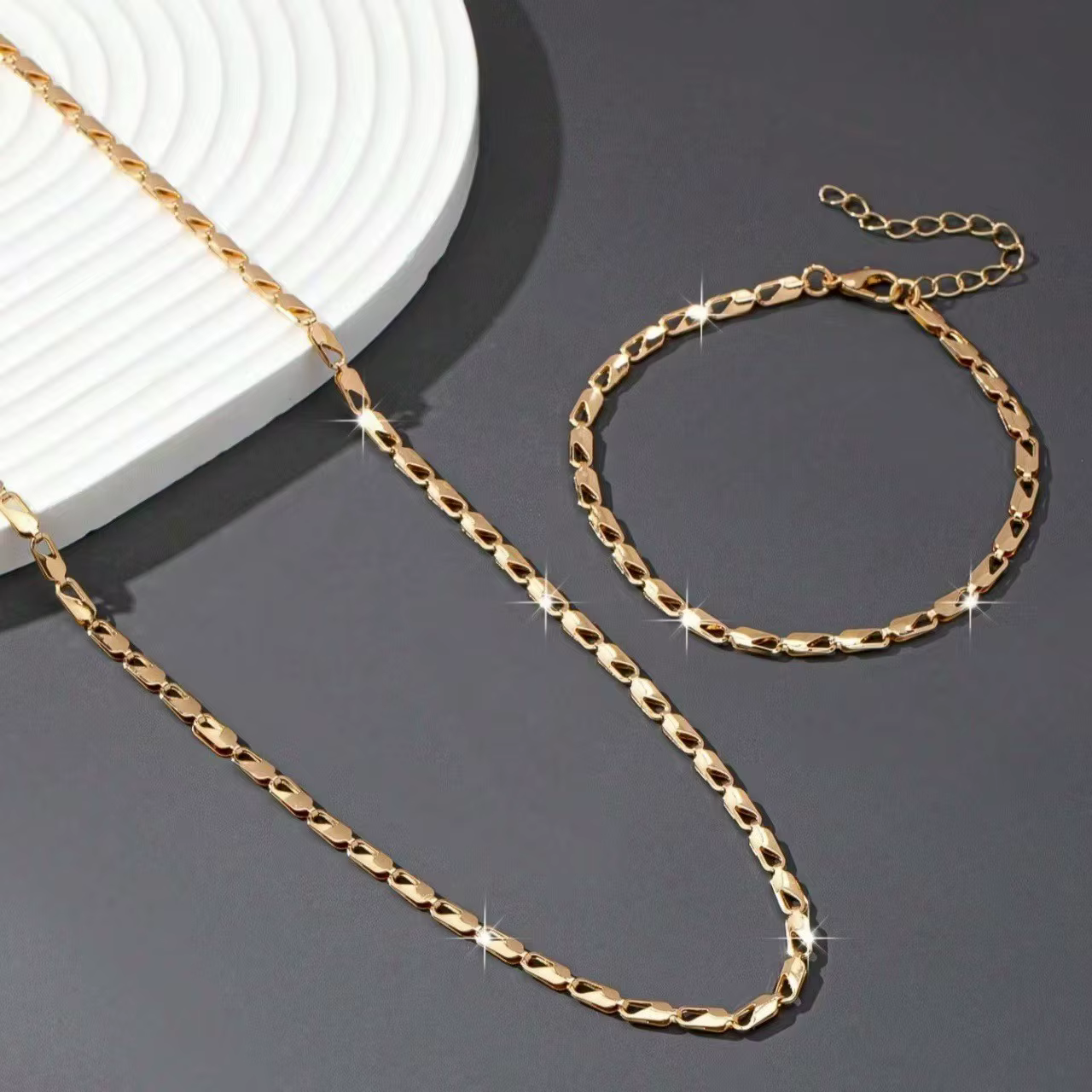 Ensemble de colliers et bracelets pour femmes