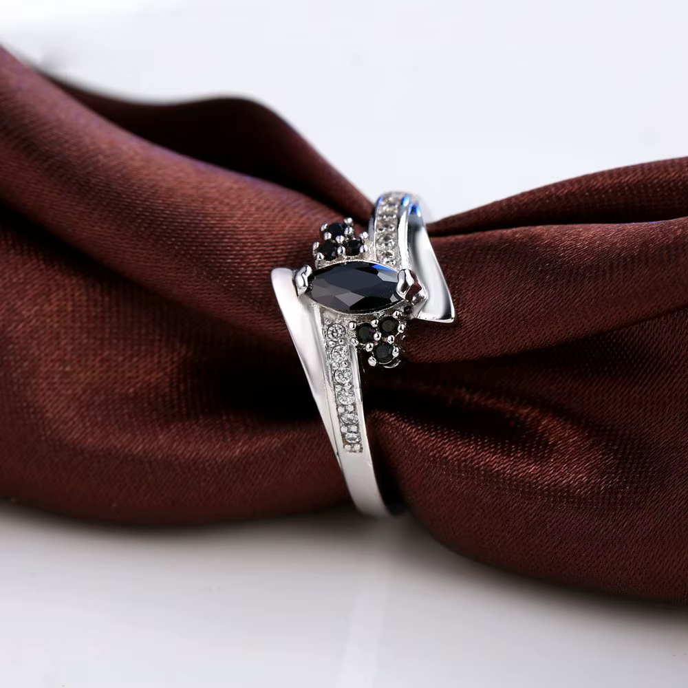 Bague de fiançailles couleur argent Sterling 925