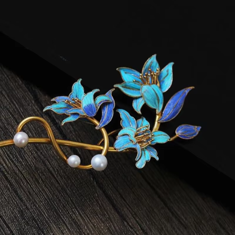 Diadème de fleur de lys bleu avec perle d'émail