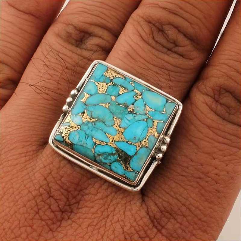 Bague carrée vintage en turquoise synthétique incrustée plaquée argent pour femme