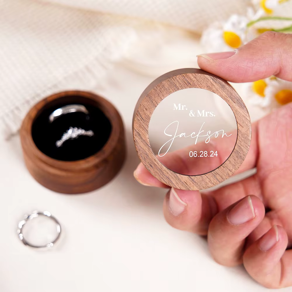 Boîte à bagues de mariage en bois personnalisée