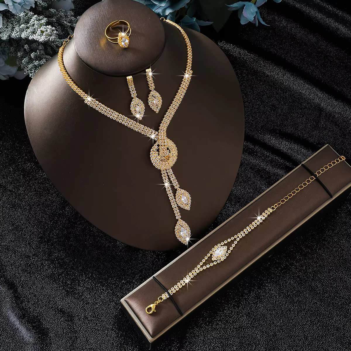 Ensemble de bijoux exquis et luxueux pour mariée