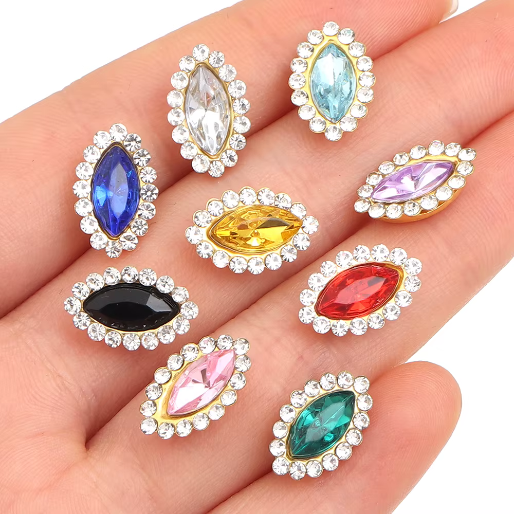 30 pièces/lot de strass acryliques colorés en forme d'œil de cheval avec base en fer à griffes dorées pour la couture