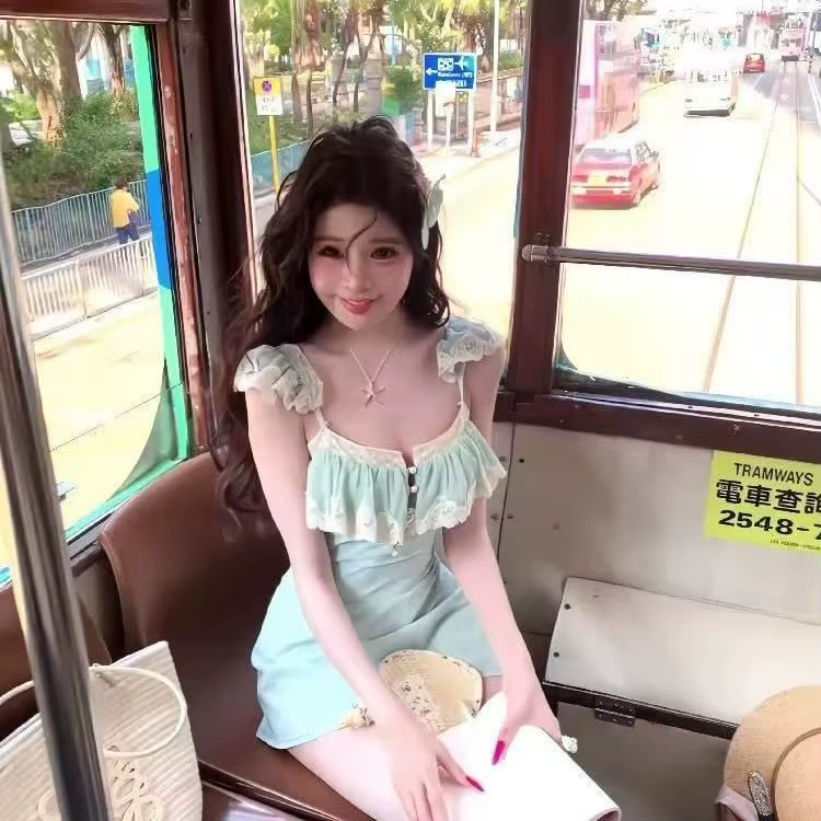 Robe mini moulante à volants en dentelle style coquette française pour femme