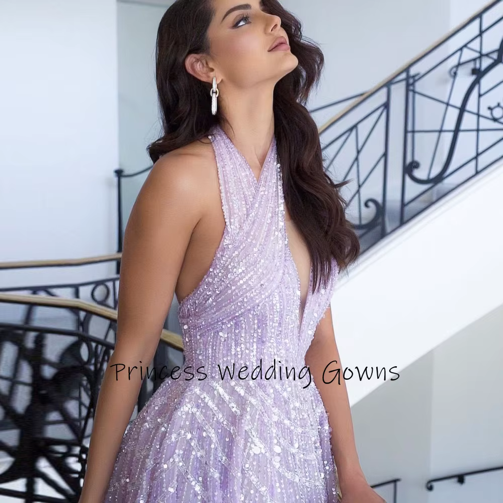 Robe de Soirée de Forme Trapèze à Col Licou et Dos aux