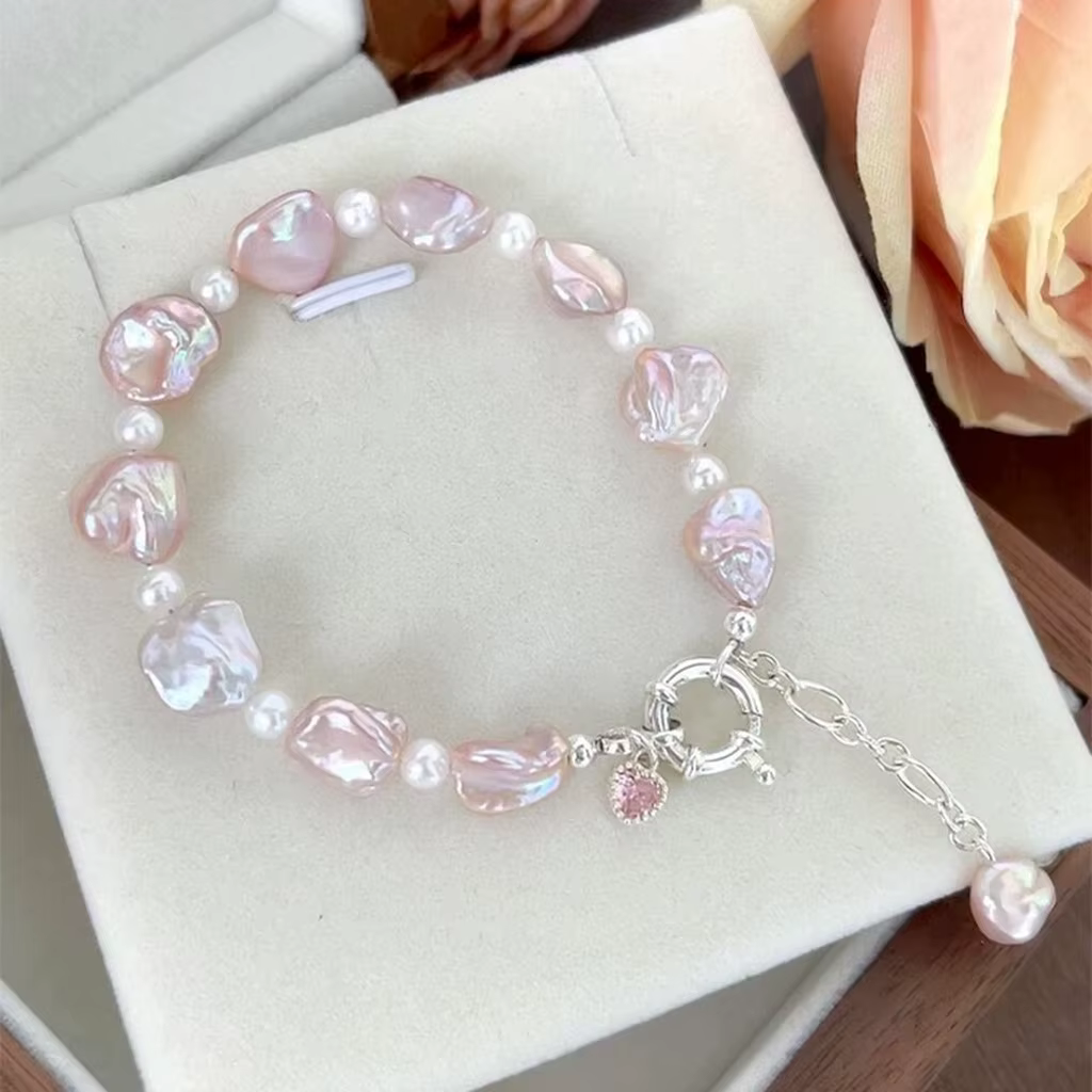 Bracelet en perles baroques roses pour femmes
