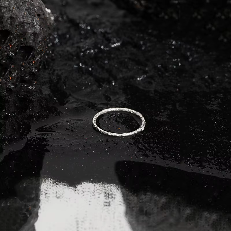 Bague empilable martelée en argent sterling 925 véritable pour femme