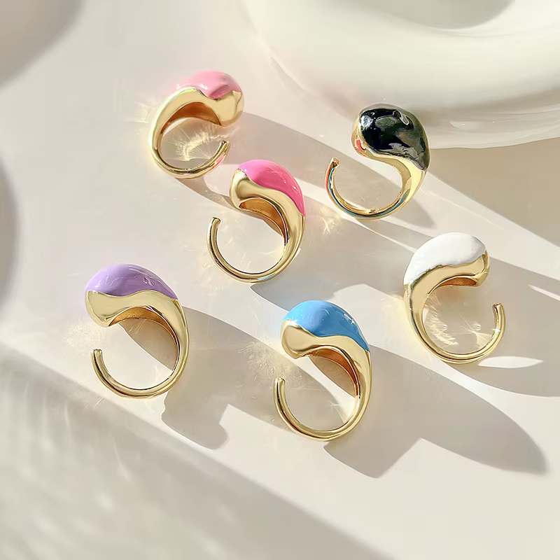 Bague ouverte en laiton plaqué or 18 carats