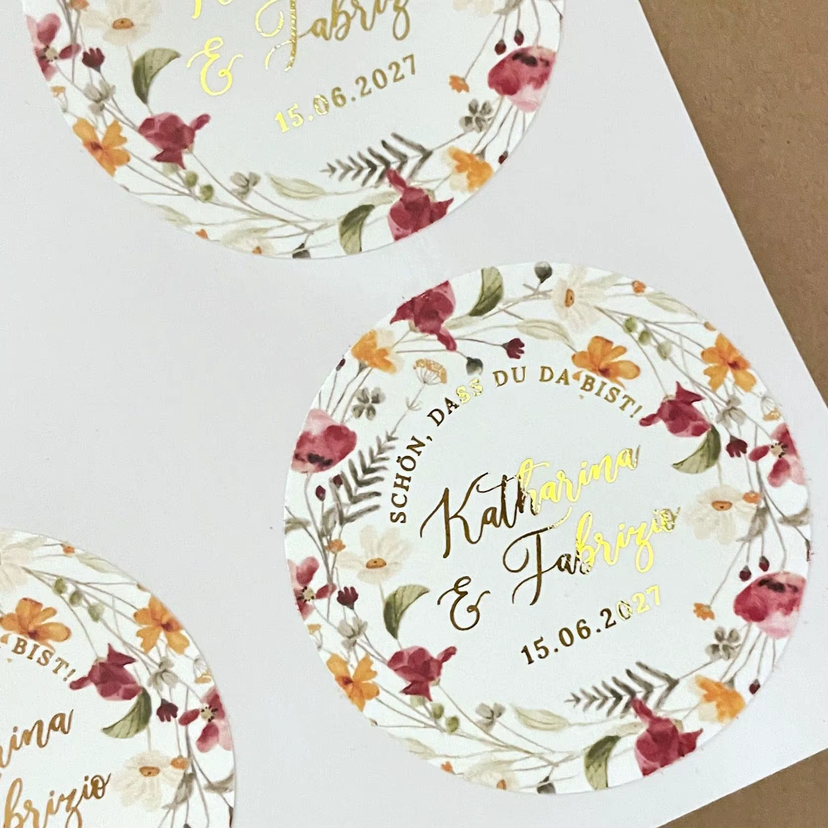 Autocollants de mariage personnalisés avec texte en feuille d'or brillante