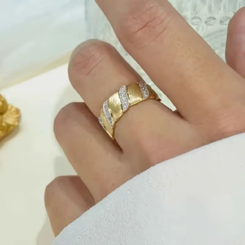 Huitan – bague bicolore au design torsadé pour femmes