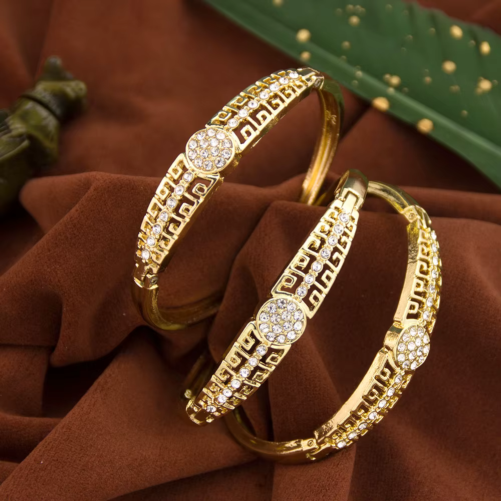 SUNSPICEMS plein strass indien Bracelet rétro couleur or grand rouge vert blanc cristal turc Design manchette
