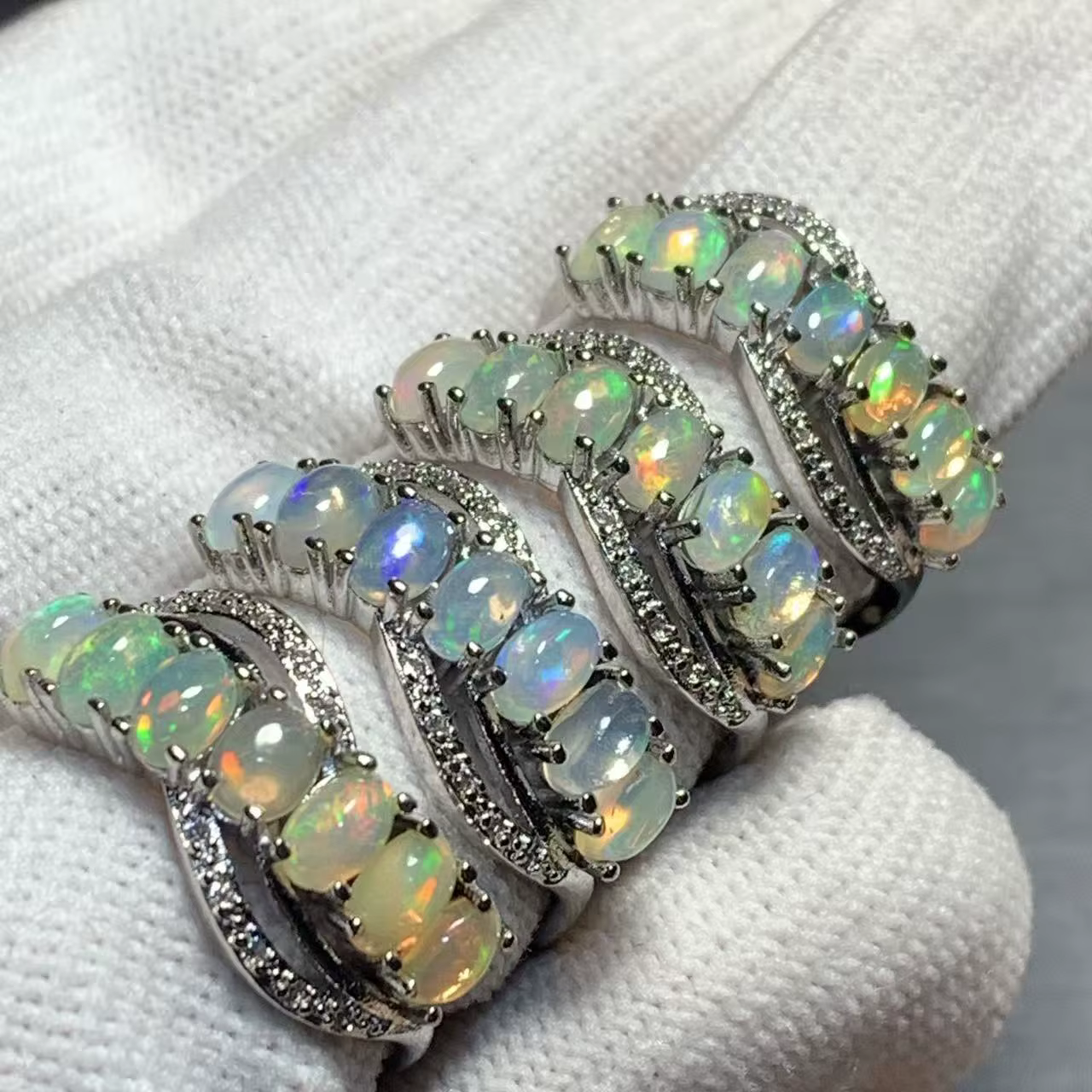 Bague en opale naturelle 50