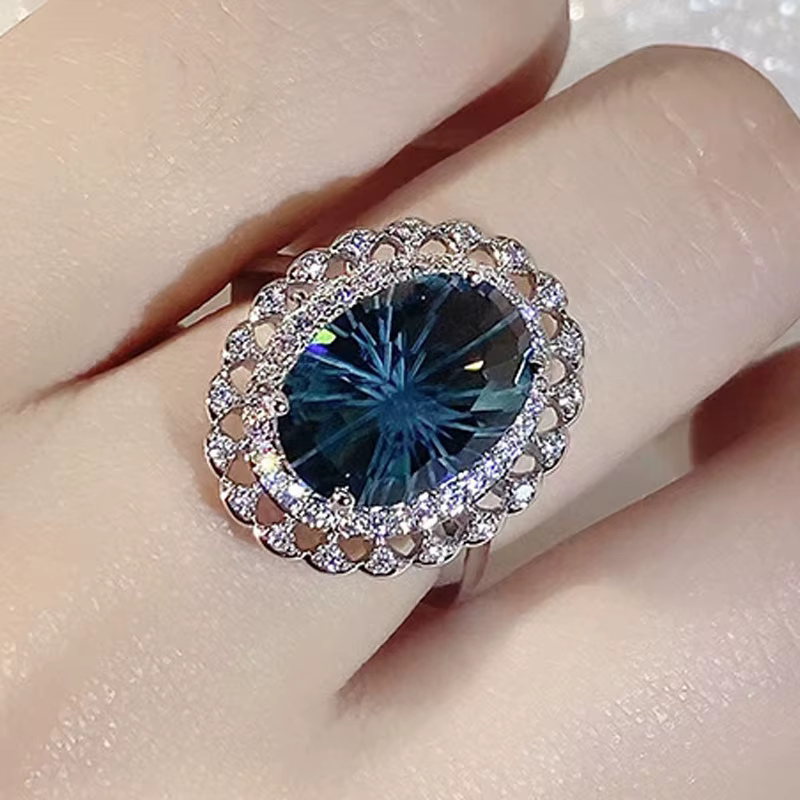 Bagues rondes en topaze bleue pour femme