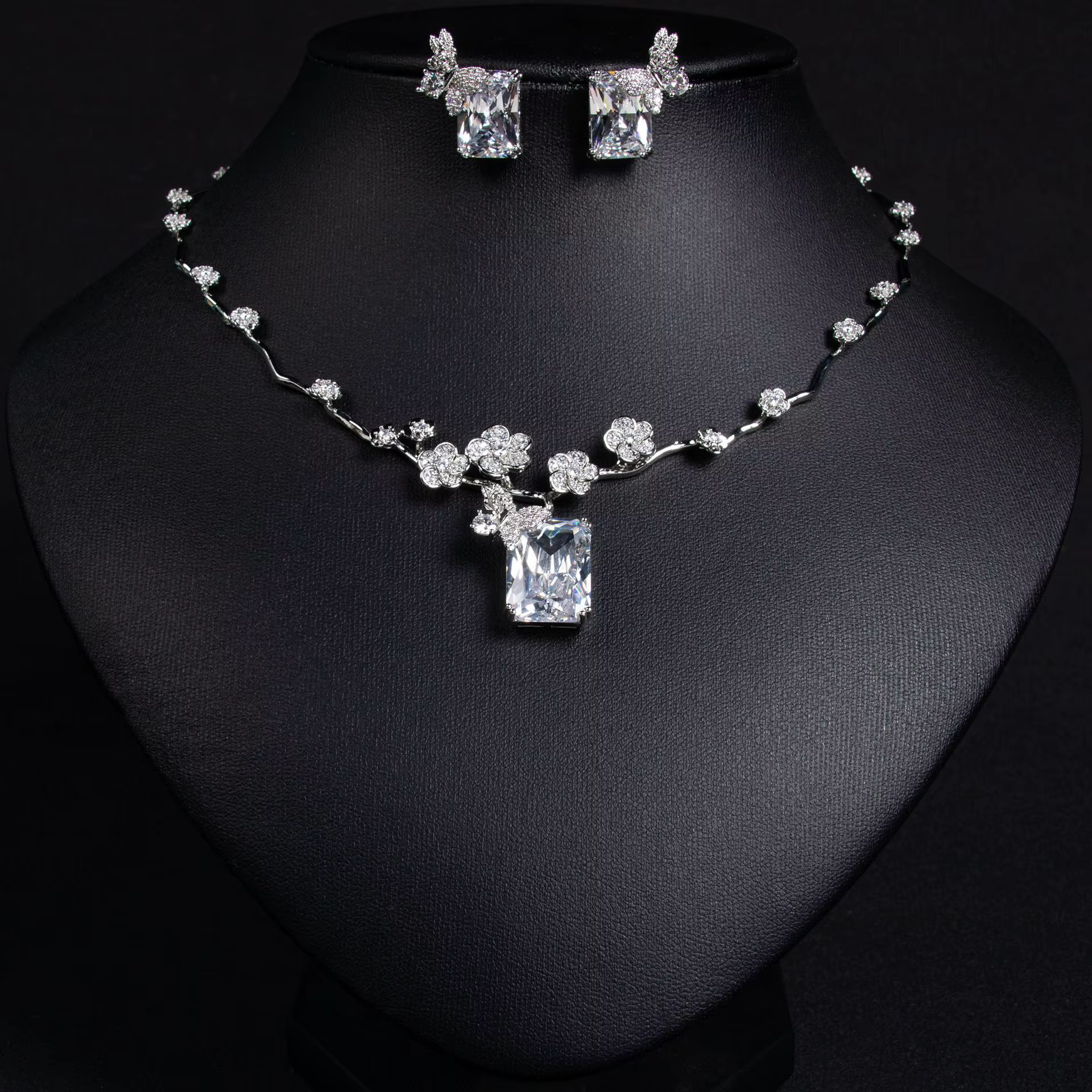 Ensemble de boucles d'oreilles en Zircon pour femmes
