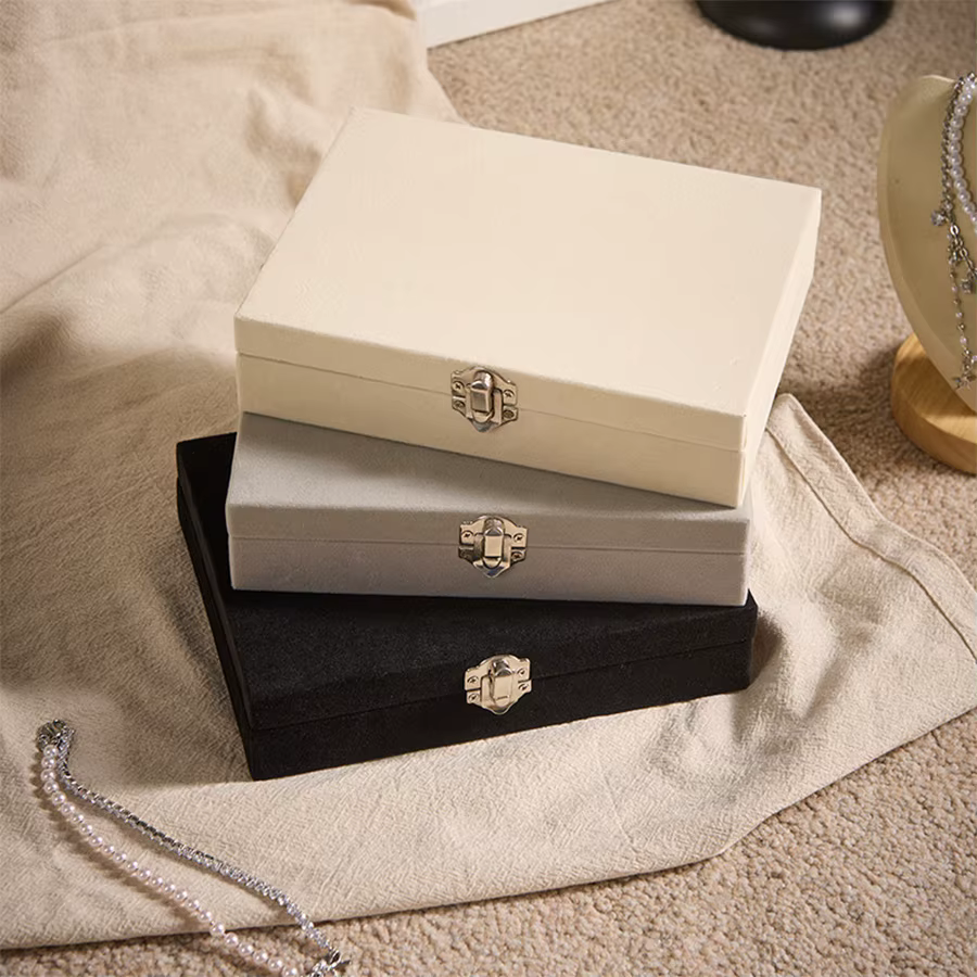 1 boîte de rangement pour bijoux de voyage de petite taille