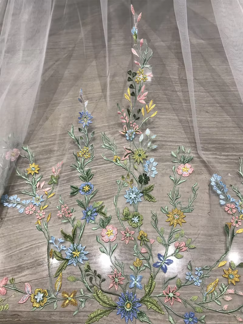 Voile de mariage à fleurs colorées