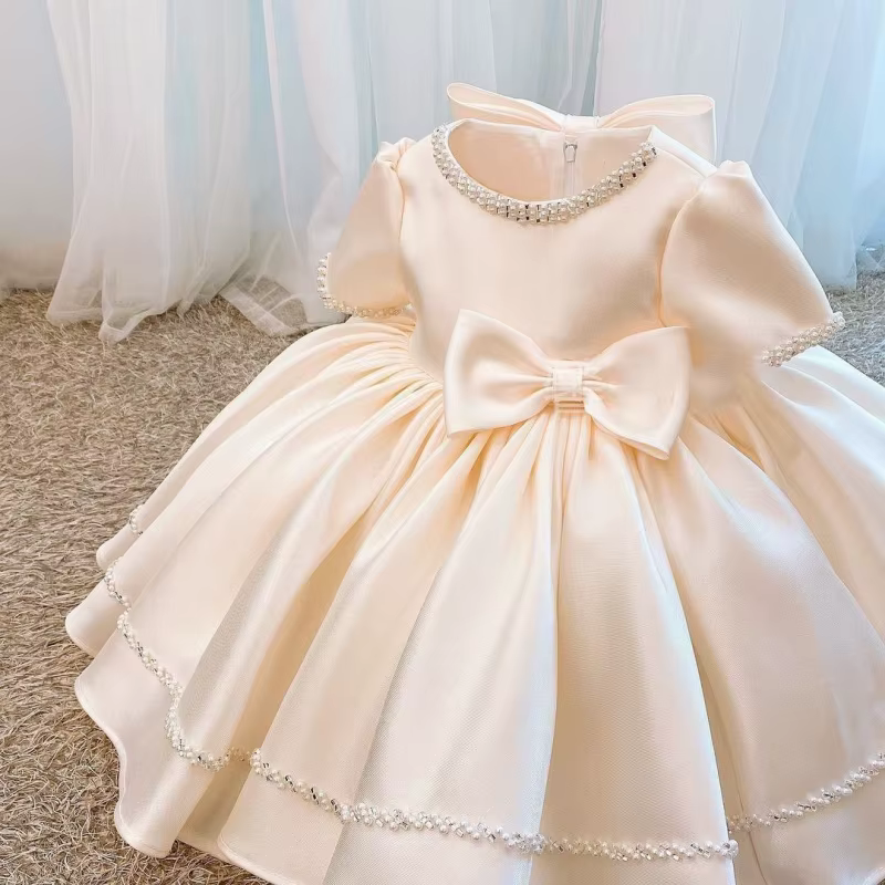 Robe de mariée fleurie pour filles
