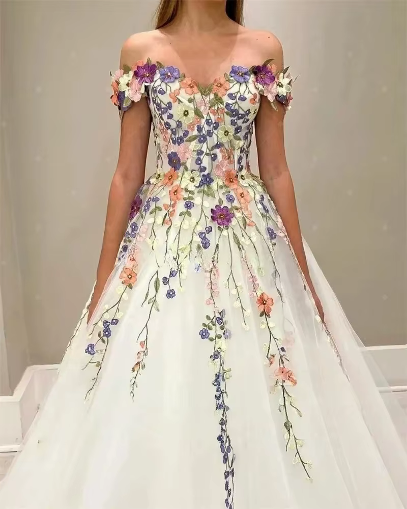 Robe De mariée en dentelle à fleurs