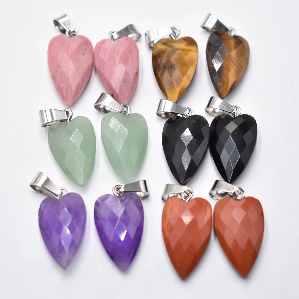 Pendentifs goutte d'eau à facettes mixtes en pierre naturelle de bonne qualité