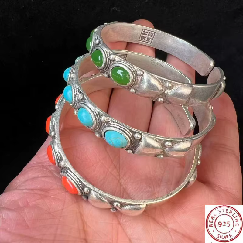 Bracelet en argent tibétain tendance 2026