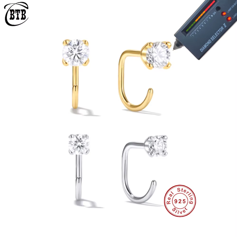 Boucles d'oreilles géométriques CBTB en or/argent avec un seul diamant
