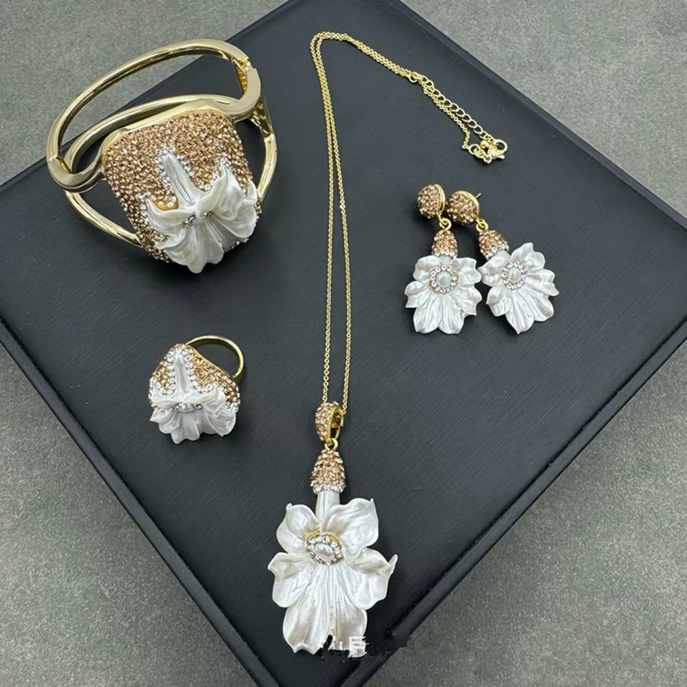 Ensemble de bijoux pour femmes