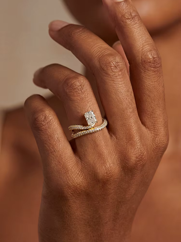 Bague en argent Sterling 925 avec zircon rectangulaire incurvé pour femmes