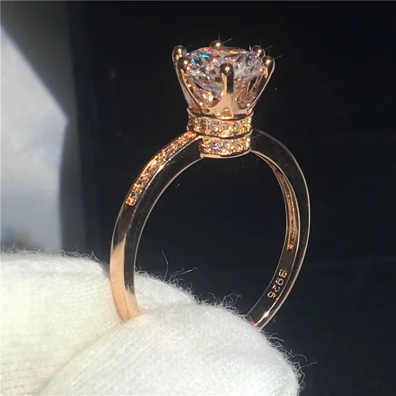 Bague en diamant de laboratoire en or rose 18 carats pour femme